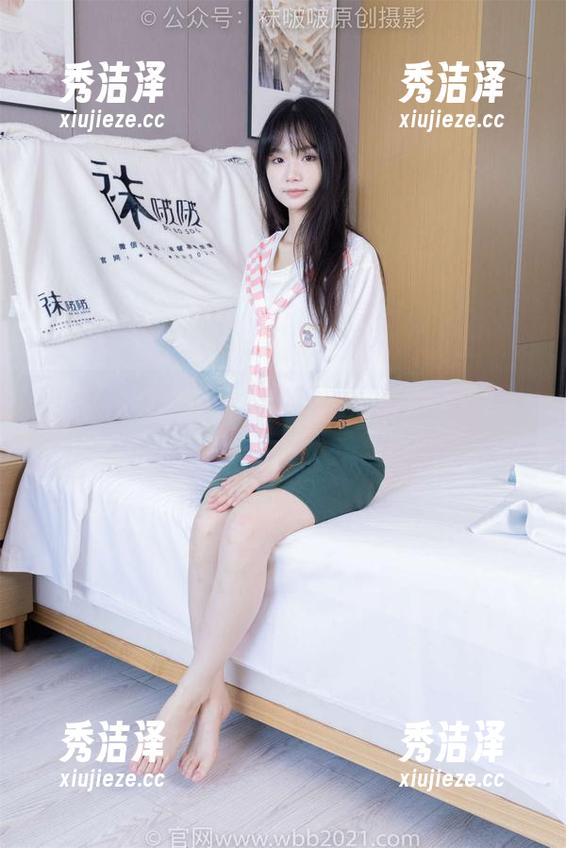 BoBoSocks袜啵啵 - 美图分享的芝士和她的高跟鞋，时尚与幽默的完美搭档