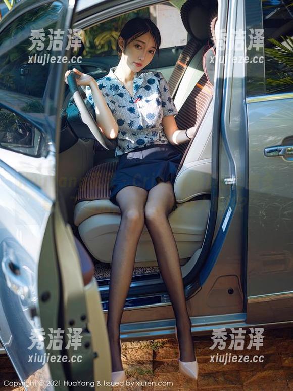 HuaYang花漾 - Cris_卓娅祺的白丝合集：下载后，随时准备夺人眼球？