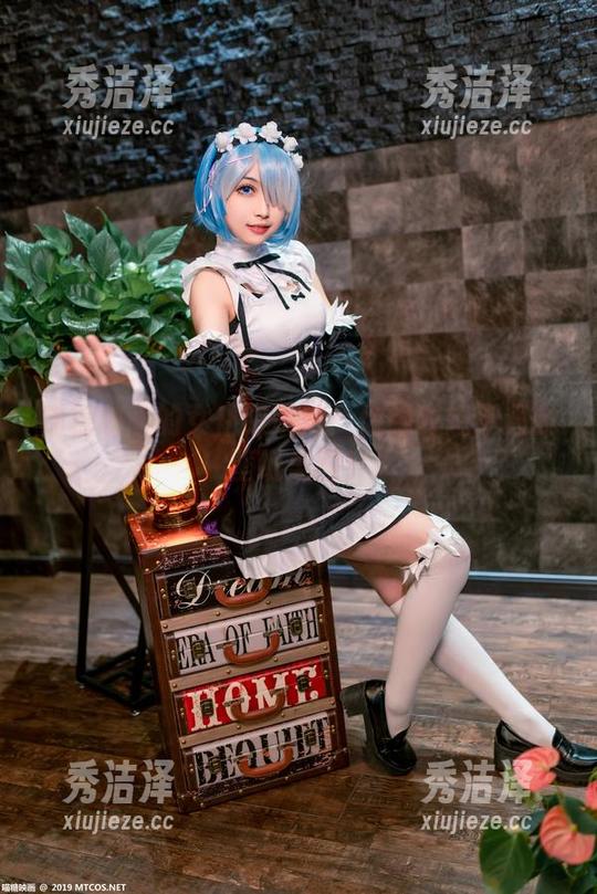 喵糖映画的女仆眼镜娘：你绝对想不通的壁纸美图！