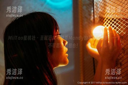 MiiTao蜜桃社 - 圣诞狂欢与静香Mandy的写真集分享，一个不可思议的组合！