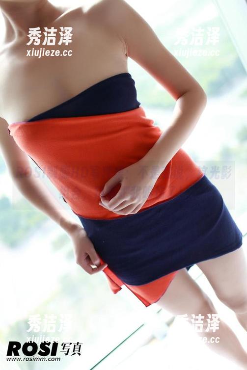 ROSI制服HD写真集：不是我说，这光影组合，简直把我眼伤了！