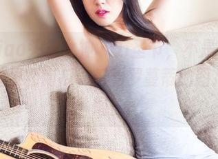 TouTiao头条女神 – 万圣节，不是你想象中的糖果和南瓜，看看罗蔓蒂的图片和原图！
