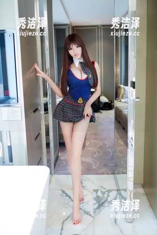 TuiGirl-王馨瑶 TuiGirl - 王馨瑶的天台聚光灯:合集之下的精彩瞬息!