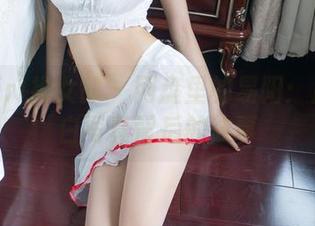 TuiGirl推女郎 – 网盘里的易阳：那些纯白写真背后的故事