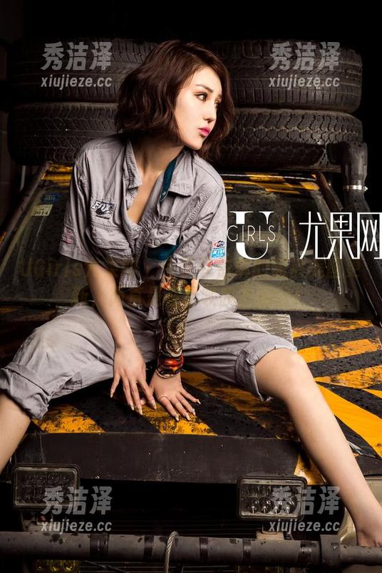 UGirls尤果网-乔依琳 UGirls尤果网 - 今天乔依琳的短裤美图更新,简直是在召唤我去旅行!