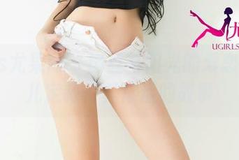 UGirls尤果网 – 肉丝与阳光的爱恋：才可儿定制写真背后的故事
