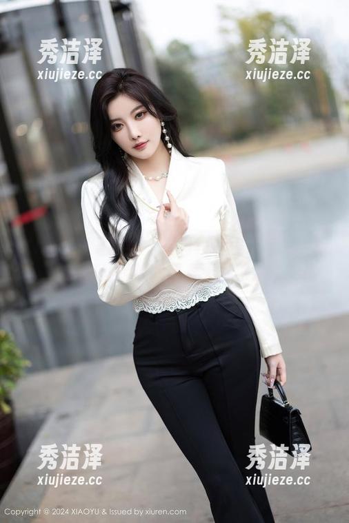 XIAOYU语画界-程程程 XIAOYU语画界 - 观看程程程:每一个裤里丝都让我想多看几眼。