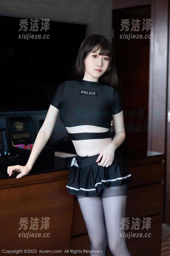 Xiuren秀人网-Jennifer小若 Xiuren秀人网 - 私拍Jennifer小若,妹妹的图包灵感来源于——哦,随便说说吧!