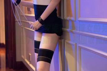 Xiuren秀人网 – 安妮Tess修女的另类风格：一张图片刷新观念，原图收藏版！