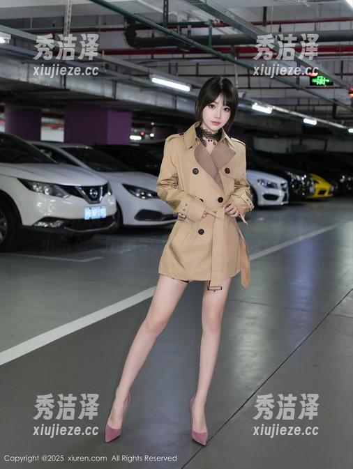 Xiuren秀人网-小蛮妖_honey Xiuren秀人网 - 谁说高跟鞋只能高傲?小蛮妖_honey的写真精选教你魅惑