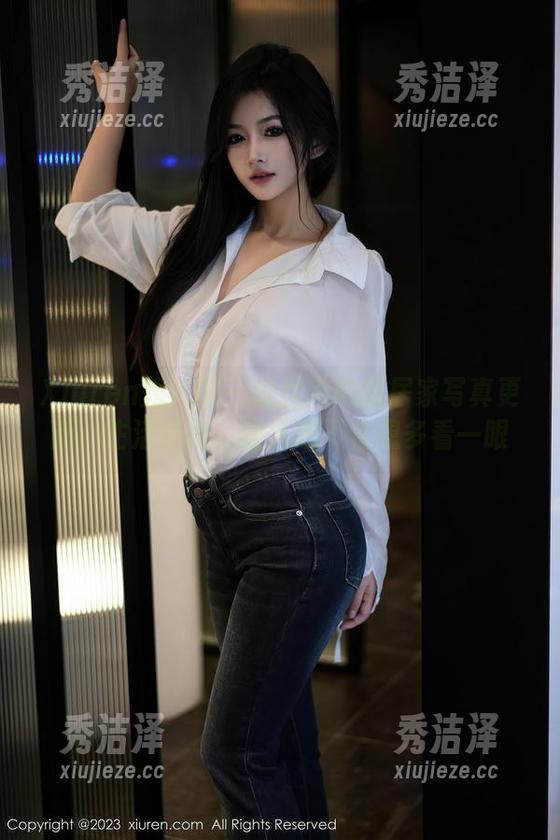 Xiuren秀人网 - 揉揉肉肉的居家写真更新：生活选择，让人忍不住想多看一眼