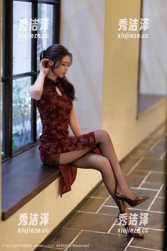Xiuren秀人网 - 如果JK能带着一丝暧昧，那就是陈梵妮Fanny的美图图集了！