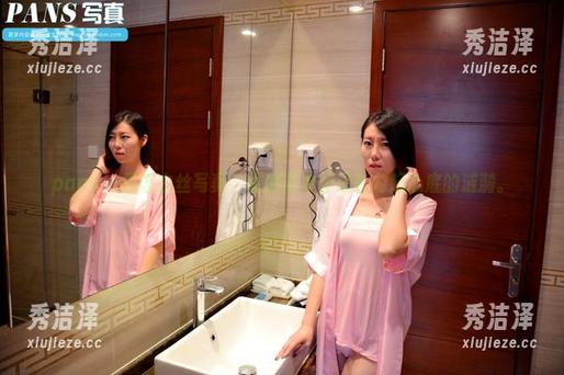 pans - 思思白丝写真，看似简单却总能勾起心底的涟漪。