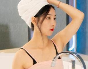 丽柜 – 精选文芮的JK美照，时光都为她停留了哦！