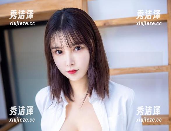 高清下班后OL：亚马逊鲶鱼的写真集，原来日常也可以这么撩人