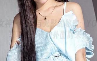 克拉女神 – 白丝与光影的秘密：YOYO的写真集，资源扑面而来！