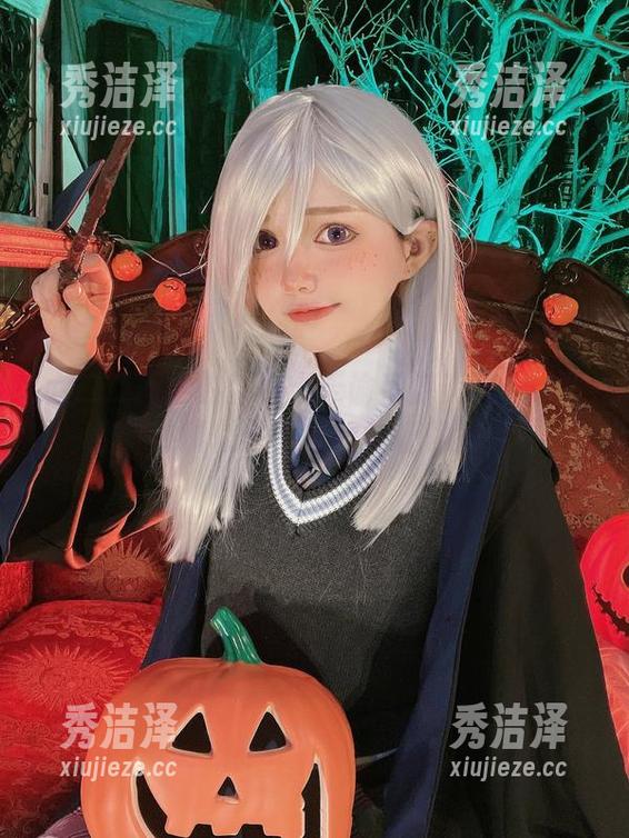 六二二同学的新作：天谕手游炎天cos下载，热情似火，分分钟让你失控！