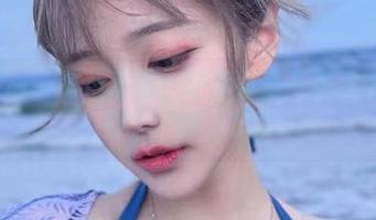 啾小妍Deer甜心原图：这画面是不是又把屏幕搞得太‘甜’了！