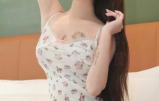 嗲囡囡 – 厨娘变身流氓小巫女，来看看她的写真与美图，真是个调皮的小魔女！