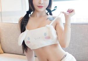 嗲囡囡 – 心跳与色彩交织,观看诗诗kiki婚纱合集,情感的迷离