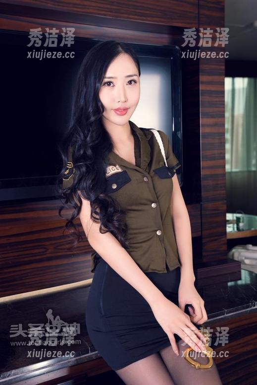 头条女神-火儿 头条女神 - 火儿与护士的碰撞:作品集下载,探索那些不经意的美好