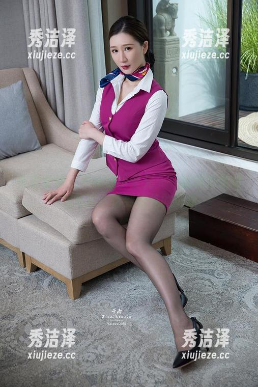 头条女神-萌琪琪 头条女神 - 不怕缺少圣光——萌琪琪的御姐写真,恰到好处的美感