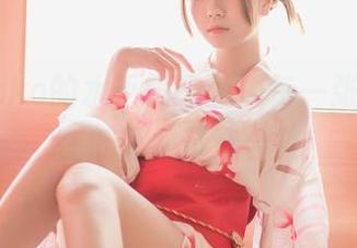 宅夏yoko的水手服黑丝：每一张图片都在低语，精选合集