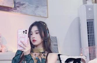 小小奶瓶儿居家记：免费照片放送，瞬间把你带回温暖的沙发上！