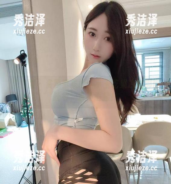 小玉吃果冻 微密圈 - 资源聚集地:小玉吃果冻的绑带胶衣,目不暇接!