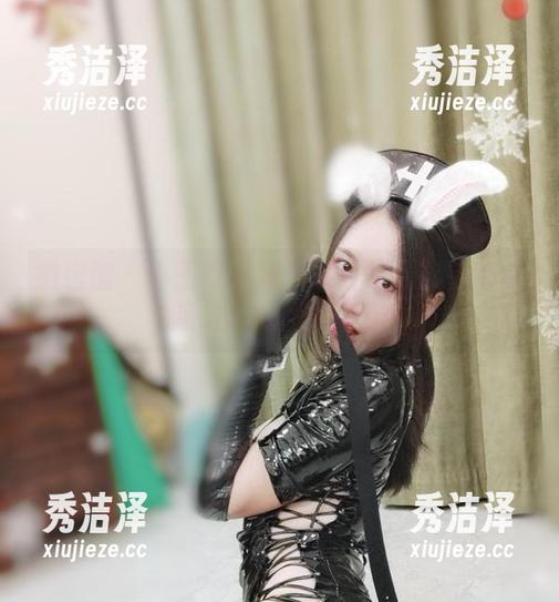 微密圈 - 小玉吃果冻泳衣合集：欲望和清凉之间的微妙平衡