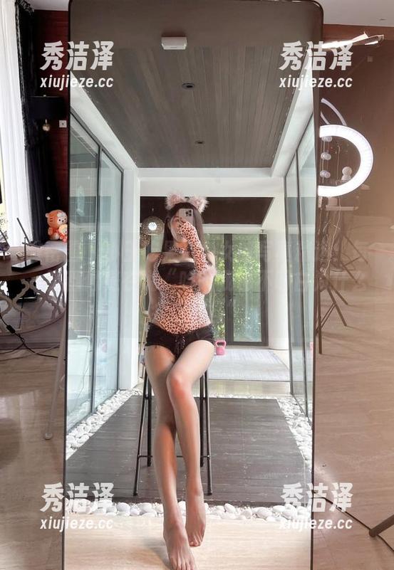 微密圈 - 小玉吃果冻兔女郎写真精选：每一张都像是在说“哈哈我也不明白为什么会这样！”