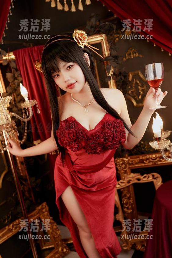 小瑶幺幺 小瑶幺幺的写真梦:女友的光影游戏
