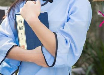 尤果网 – 谭晓彤的最新吊带合集：今天，你的眼睛被撩了没有？