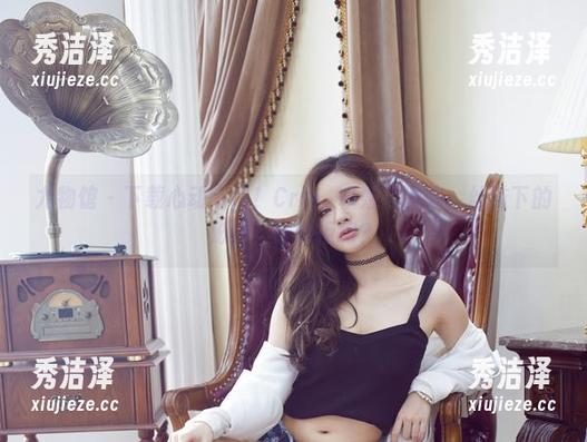 尤物馆 - 下载心动瞬间！Cris_卓娅祺图集：丝袜下的秘密，谁能拒绝？