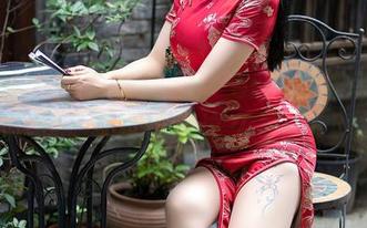尤蜜荟 – 每天都是玥儿玥er的丝袜写真时间，壁纸也能这么灵动！