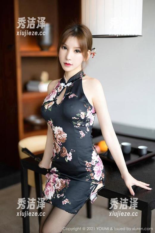 尤蜜荟 - 心跳瞬间：菲儿beauty美脚在线原图，绝对不容错过