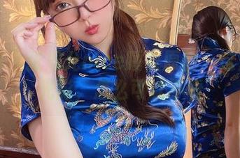 微密圈 – 张思允nice睡衣原图：这温柔的光影，怎么可以不看
