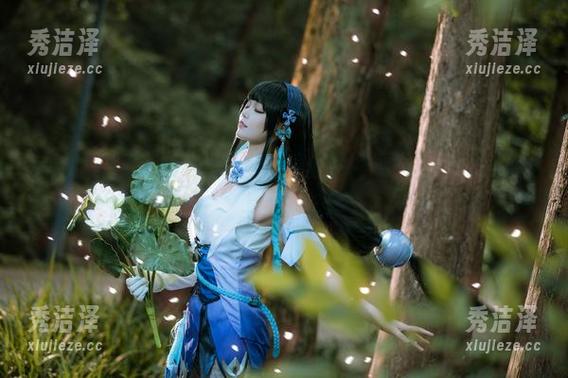 戚顾儿的高清杰作：COS王者荣耀杨玉环，谁说不能在游戏里爱上一个人？
