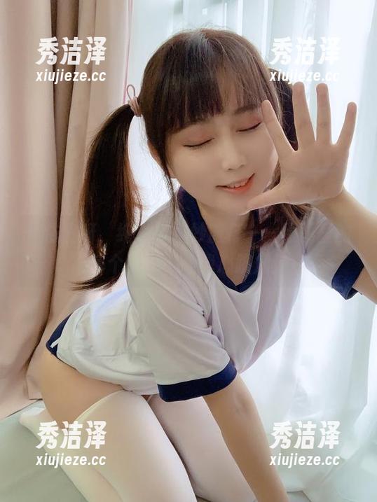 是依酱呀 是依酱呀,纯白的奇妙旅行——原图里的每个细节都让我心跳加速