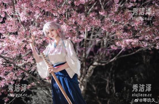 清青琴玖的短裤在线，图片里闪烁的夏日阳光！