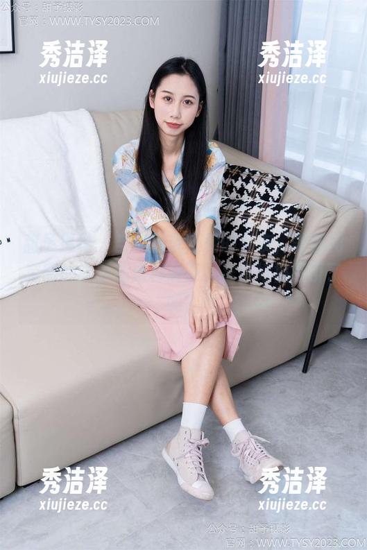 甜予摄影-思思 甜予摄影 - 当思思遇上她的女友,美图和套图的故事就这样展开,准备好被吸引了吗?