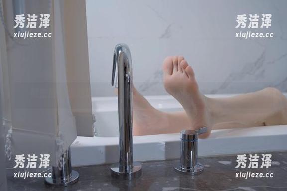 微密圈 - 别眨眼！禅院熏在天台的瞬间：超炫套图合集！