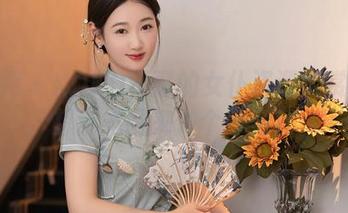 秀人网 – KOKO可可的女仆资源大赏：好想请她回来做个家务！