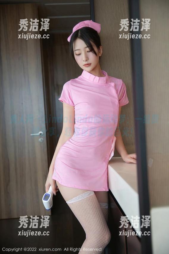 秀人网 - LindaLinda的运动梦：一组原图分享，轻松俘获你的目光！
