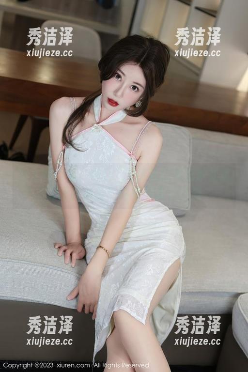秀人网 - 看！MODEL伊若如何把职业装穿出新高度！高清图册在这里