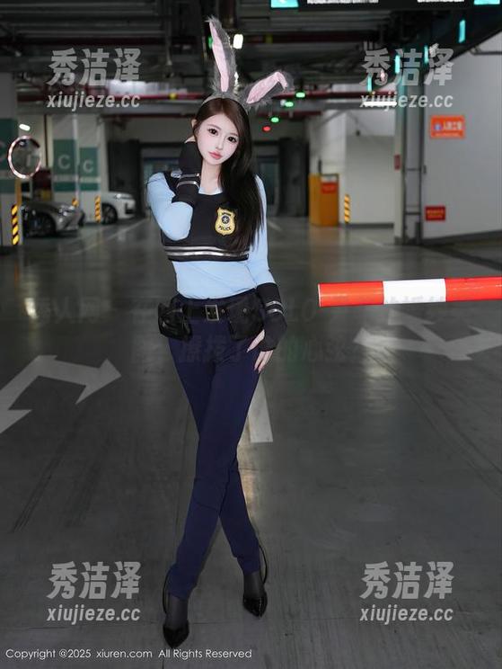 秀人网-SOLO-尹菲 秀人网 - 在网上发现SOLO-尹菲的婚纱美图,撩拨了谁的心弦?