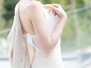 秀人网 – 看小夕Kitty如何撬动“清纯”这杆大旗——写真集下载自带滤镜。