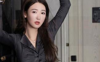 秀人网 – 夏天的曦宝儿：私拍里的清凉一夏
