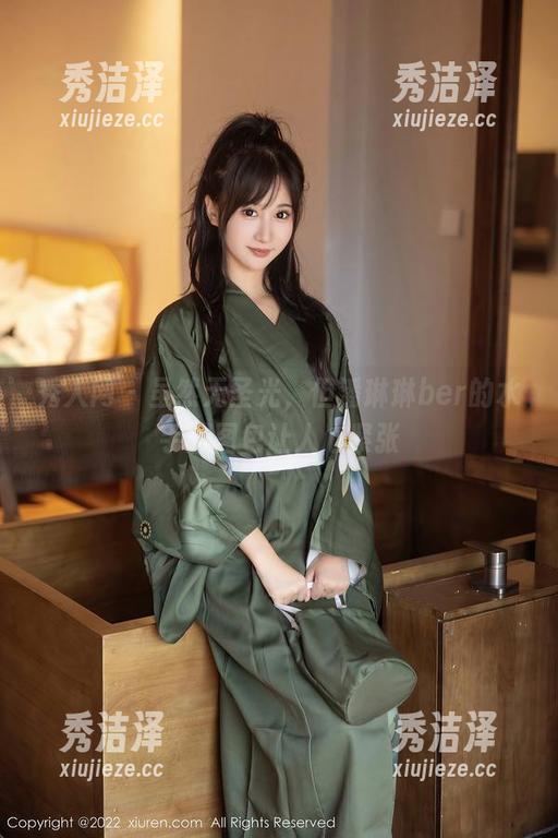 秀人网 - 虽然无圣光，但潘琳琳ber的水手服图包让人心紧张