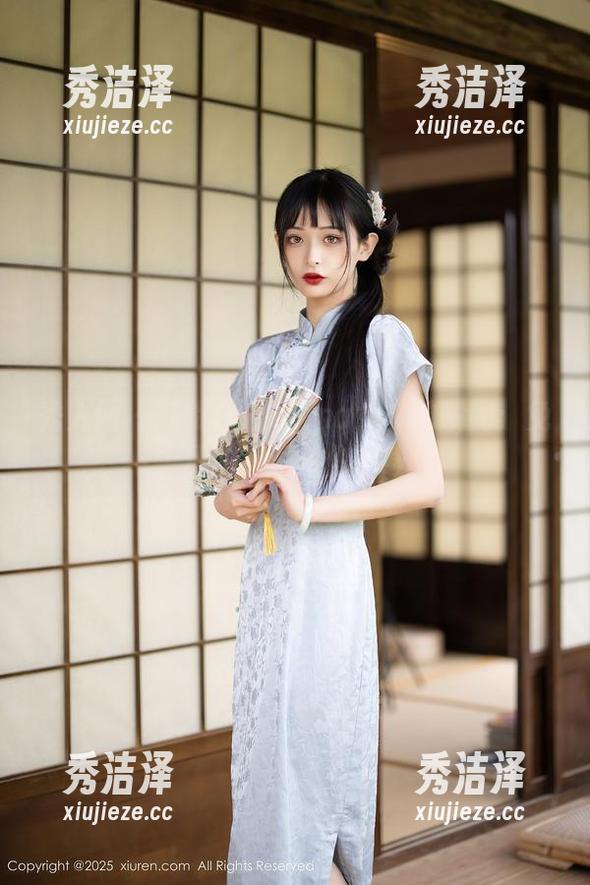 秀人网 - 捕捉白白Alina女神的瞬间：免费的资源供你下载